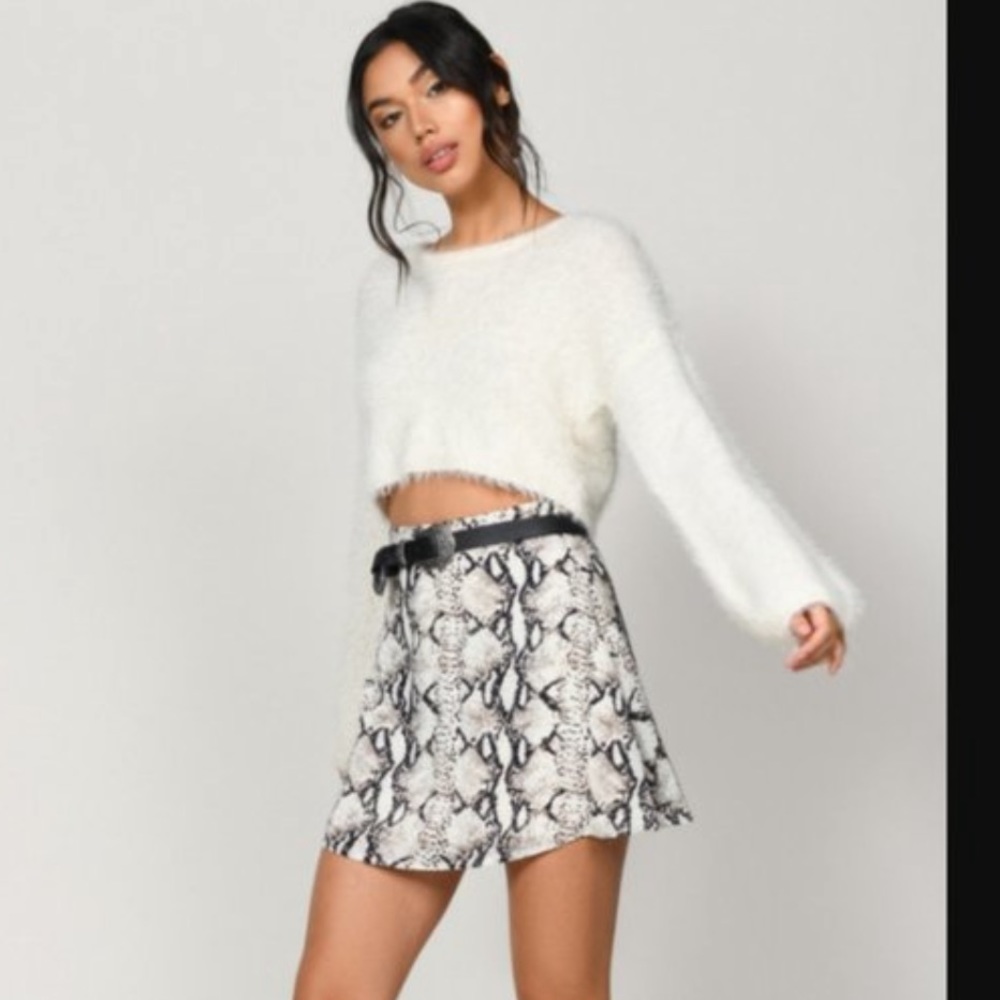 Snakeskin print mini skirt